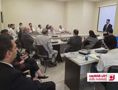 برگزاری نشست علمی با حضور اساتید، پزشکان و رزیدنتها در بیمارستان شهدای تجریش